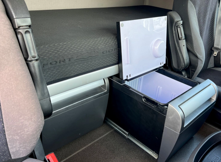 DAF XF 450 FA 4x2 BDF Super Space Cab — foto 5